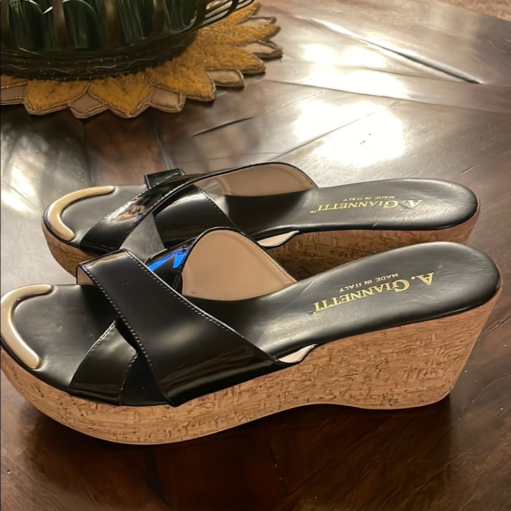 A. Giannetti Black Crisscross Sandals with Wedge Heels. - Picture 4 of 12